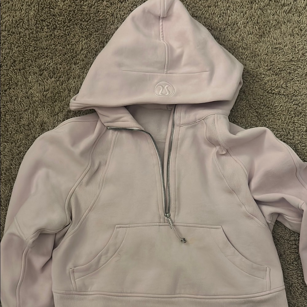 Lululemon - Light Pink Cropped Scuba